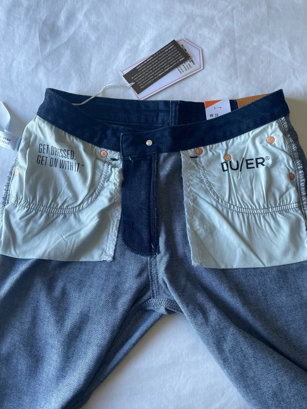 NWT DU/ER Women’s Performance Denim Slim Straight Nostalgia Tone Size W28 L32 - Picture 10 of 15